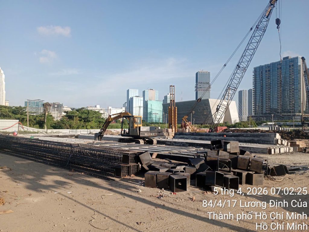 Cọc bê tông vuông D450