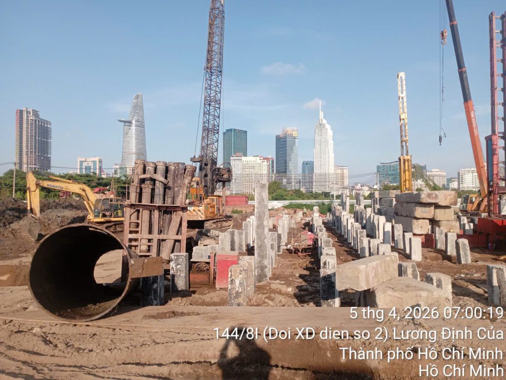 Cọc bê tông vuông D300